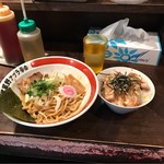 武蔵野アブラ学会 - ランチAセット。
      税込860円。
      旨し。