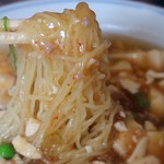 東来順 - 細縮れ麺です