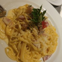 オステリアガウダンテ 神戸ハーバーランド店 - カルボナーラ