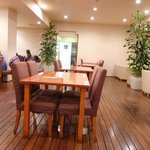 カフェ ガレリア - 広い店内で、ゆったり過ごせます