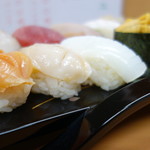 카이토 - 握り上の貝は三種（活赤貝、活ホッキ、活帆立）