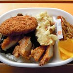 うまか亭燕 - 料理写真:メンチのりから弁当290円