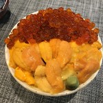 鰊御殿 - ウニいくら丼（？）