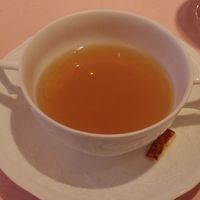 レストラン ペリニィヨン - ドンピエール特製コンソメスープ
