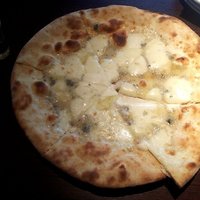 Serafina NEW YORK さいたま新都心店 - フォルマッジ ディ イタリア