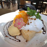 Kinds cafe - フレッシュオレンジシフォンケーキ