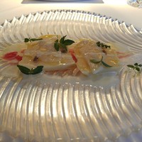 ポンテ ベッキオ - トマトビネガー風味の筍マリネとタイラギ 木の芽風味