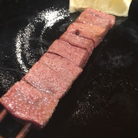 鳥茂 - 豚レバーの串焼き（レアで）