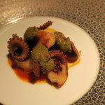 エクアトゥール - 飯蛸の柔らか煮 トマトソース オリーブと蕗の薹ソース2