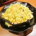 元祖博多中州屋台ラーメン 一竜 - 半チャーハン