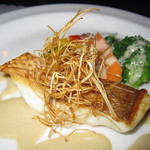 懐花亭 - 2016年の｢クリスマスディナー｣鯛のポワレ バーニャカウダ添え