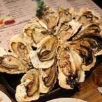 DROP - 生牡蠣、食べきれないので、焼いてもらいました。これで何とか完食。（残すと１人500円のペナルティがあったのでみんな必死；笑）