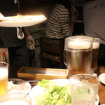 DROP - ビールの減りが早いので、お店の方が機転を効かせて、ピッチャーでもってきてくれました。