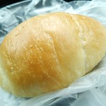 パン工房むくむく - 塩パン108円 