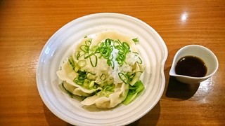 Abuya - 鬼おろし大根ポン酢水餃子
