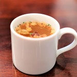 チサ カフェ - フライドオニオンのコンソメスープ