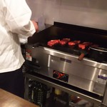 キャトルラパン 北梅田 - 1704_キャトルラパン 北梅田_赤身を投入！