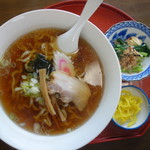 わたなべ食堂 - 醤油ラーメン（￥450税込み）