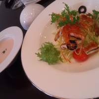アルモニービアン - あなご入りサラダとスープ