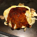 Okonomiyaki Teppan Yaki Rokusan - 肉イカモダン