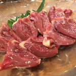 鳥玖 - 阿波尾鶏ハツのお造り 480yen