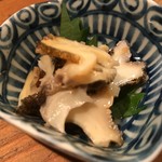鳥玖 - つぶ貝わさび漬け 300yen