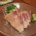 遊食屋ぼん - ぶり刺し