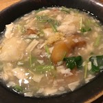 旬野菜 和料理 いし井 - 海老芋の湯葉あんかけ。海老芋のさっくりとした表面、ねっとりとした内面の食感の対比が素晴らしい一品です。