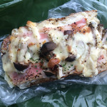 パンドール - しめじとベーコンのブレッド