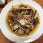 活魚料理 びんび家 - 煮魚定食 鯛のアラ