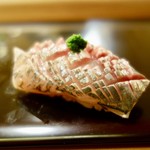 鮨みなと - ［2017/03］寿司④ 釣りあじの握り ねぎのペースト