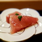 鮨みなと - ［2017/03］寿司④ 釣りあじの握り ねぎのペースト