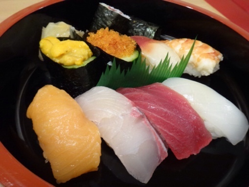 博多音羽鮨 福岡空港店>