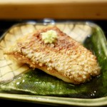 鮨みなと - ［2017/03］酒肴⑫ 甘鯛の鱗焼き