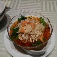 涵梅舫 銀座店 - 細切豆腐の温かいソース和え