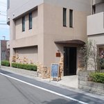 フレンチ サクラ - 外観の風景です