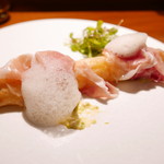 TACUBO - ホワイトアスパラガスフリット、生ハム、きのこタルタル