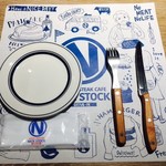 肉が旨いカフェ NICK STOCK - テーブルセッティング！