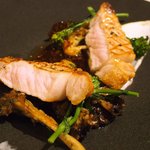 フレンチ サクラ - ディナーコース 7371円 のフランス産の仔牛のグリル、群馬の舞茸のソテー