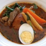 カレー食堂 心 - もち豚とほうれん草のカレー