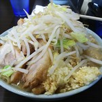 Ramen Jirou - 小ぶたニンニクマシマシヤサイアブラ