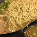 博多一幸舎 - 細麺はカタで