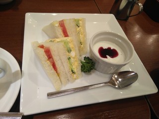 難波でモーニングを楽しもう 朝活におすすめなカフェ15選 食べログまとめ