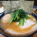 ラーメン+味付玉子（本日は超特大ＭＥＧＡサイズ）