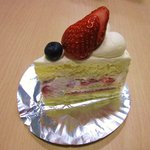 スガマタ - ショートケーキ（357yen）