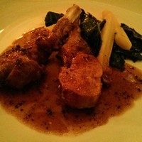 Benoit Alain Ducasse - 骨付き仔牛肉のロースト 黒トリュフ風味 ホウレン草と西洋ゴボウ