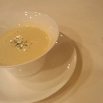 Gasu raito - セットのコーンスープ。