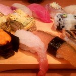 英鮨 - 握り寿司