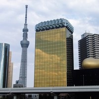 日本料理 もちづき - 真ん中のビルの２１階