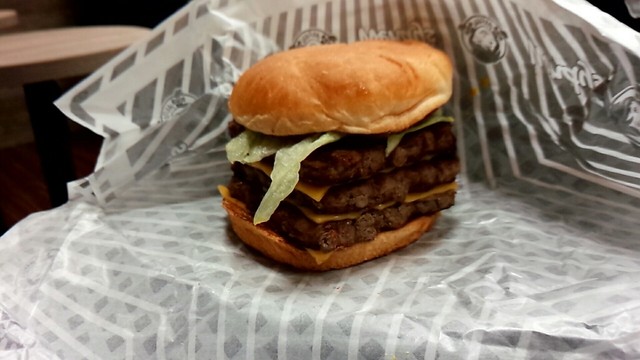 ウェンディーズバーガー トリプル